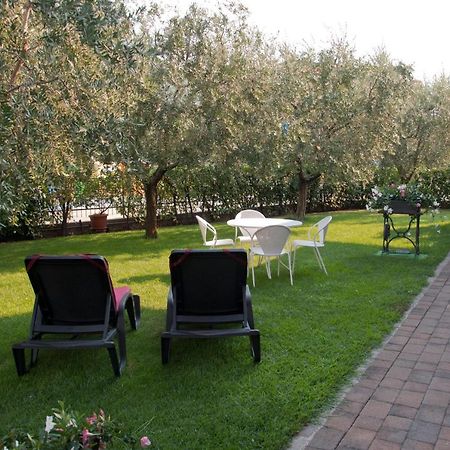Appartamenti Villa Adriana Torbole Sul Garda Eksteriør bilde